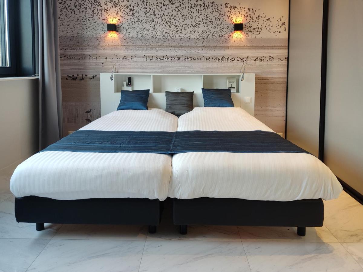Bed & Breakfast Slaperduin Buren  Buitenkant foto